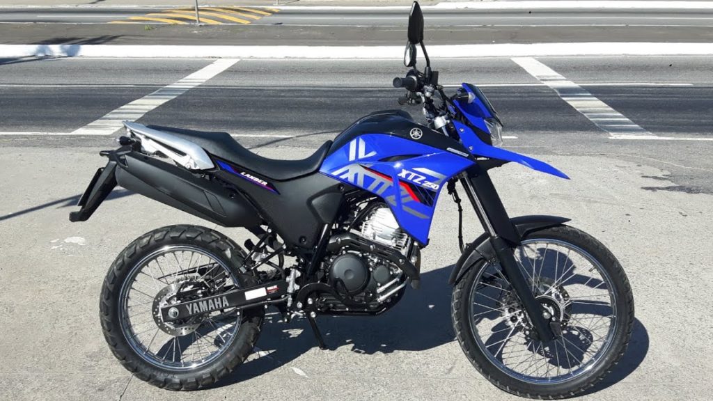 Motocicleta Yamaha XTZ 250 Lander 2021 na cor azul